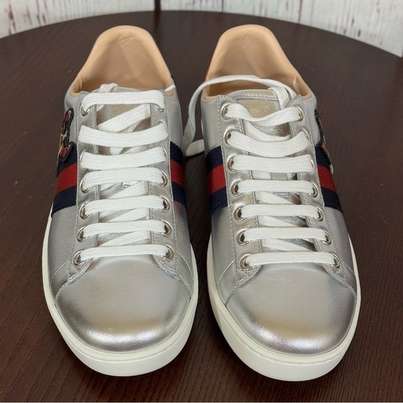 GUCCI ACE Year of the Dog Metallic Silver Women’s Napa Leather Sneakers 7 NiB - Picture 4 of 17